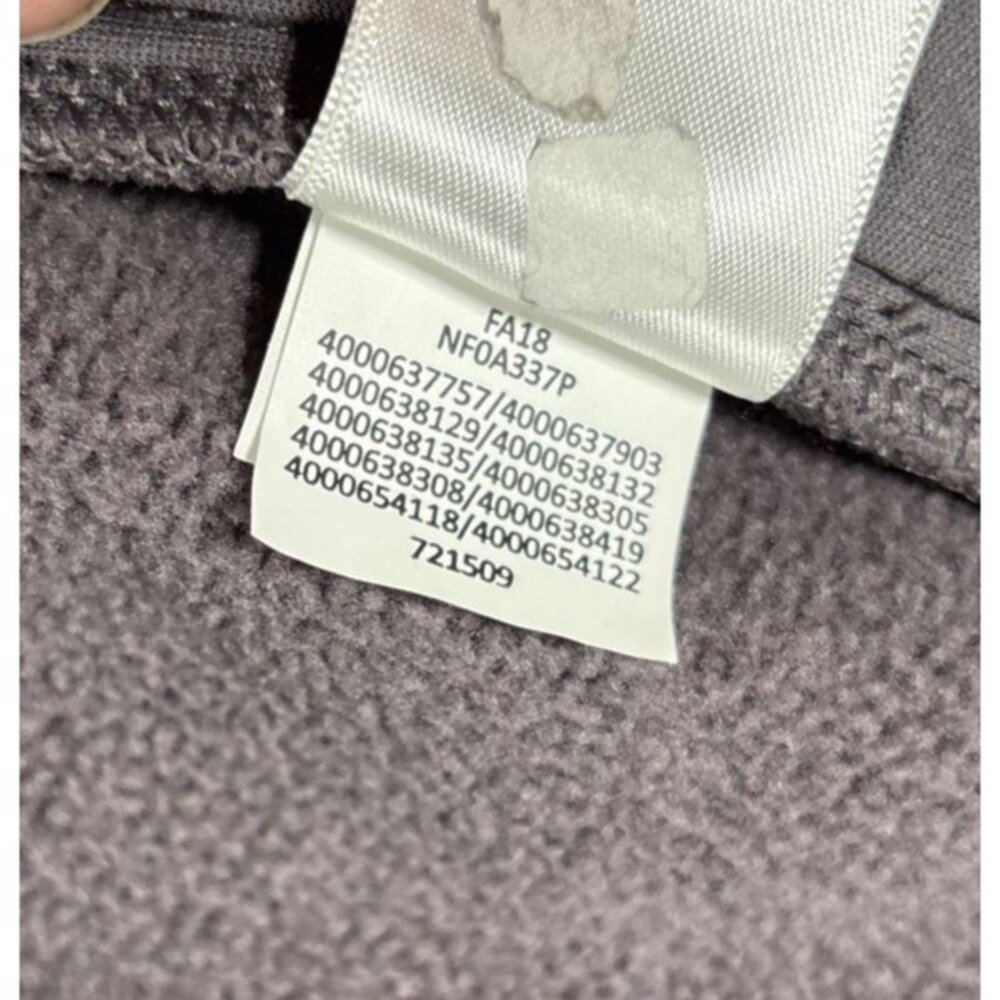 The North‎ Face Furry Fleece Vest Women’s Size S Full Zip Grey Camping Jogging - Picture 10 of 16
